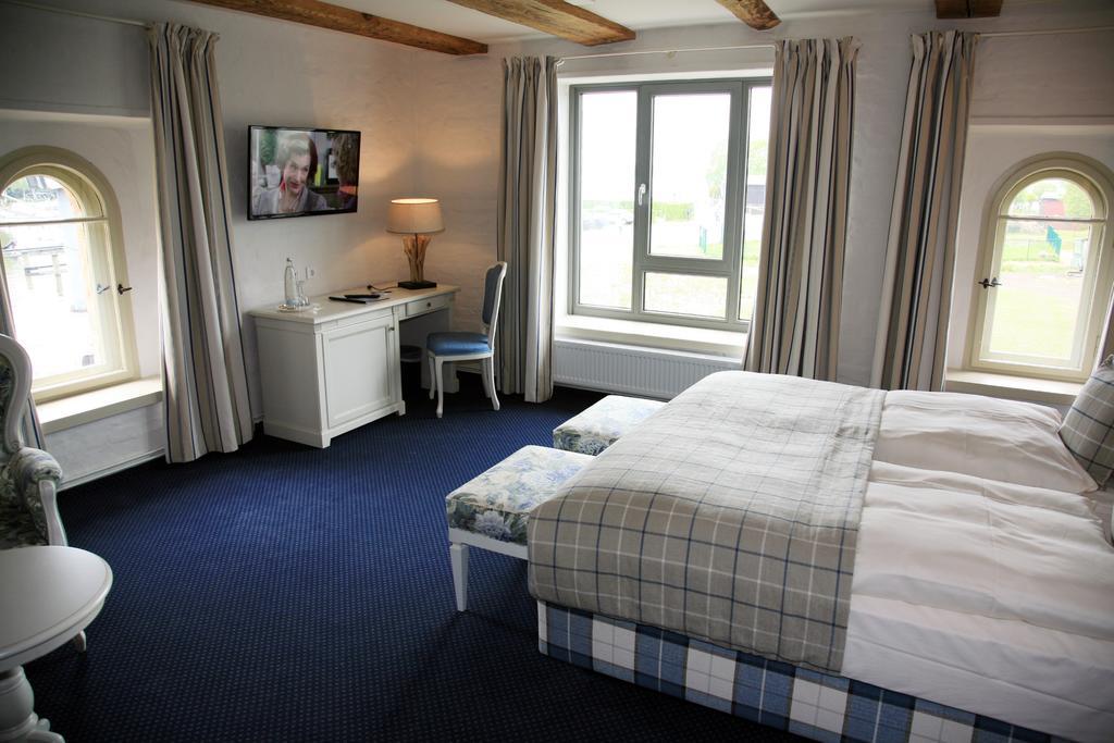 Hotel Alter Kornspeicher นอยชเตรลิทซ์ ห้อง รูปภาพ
