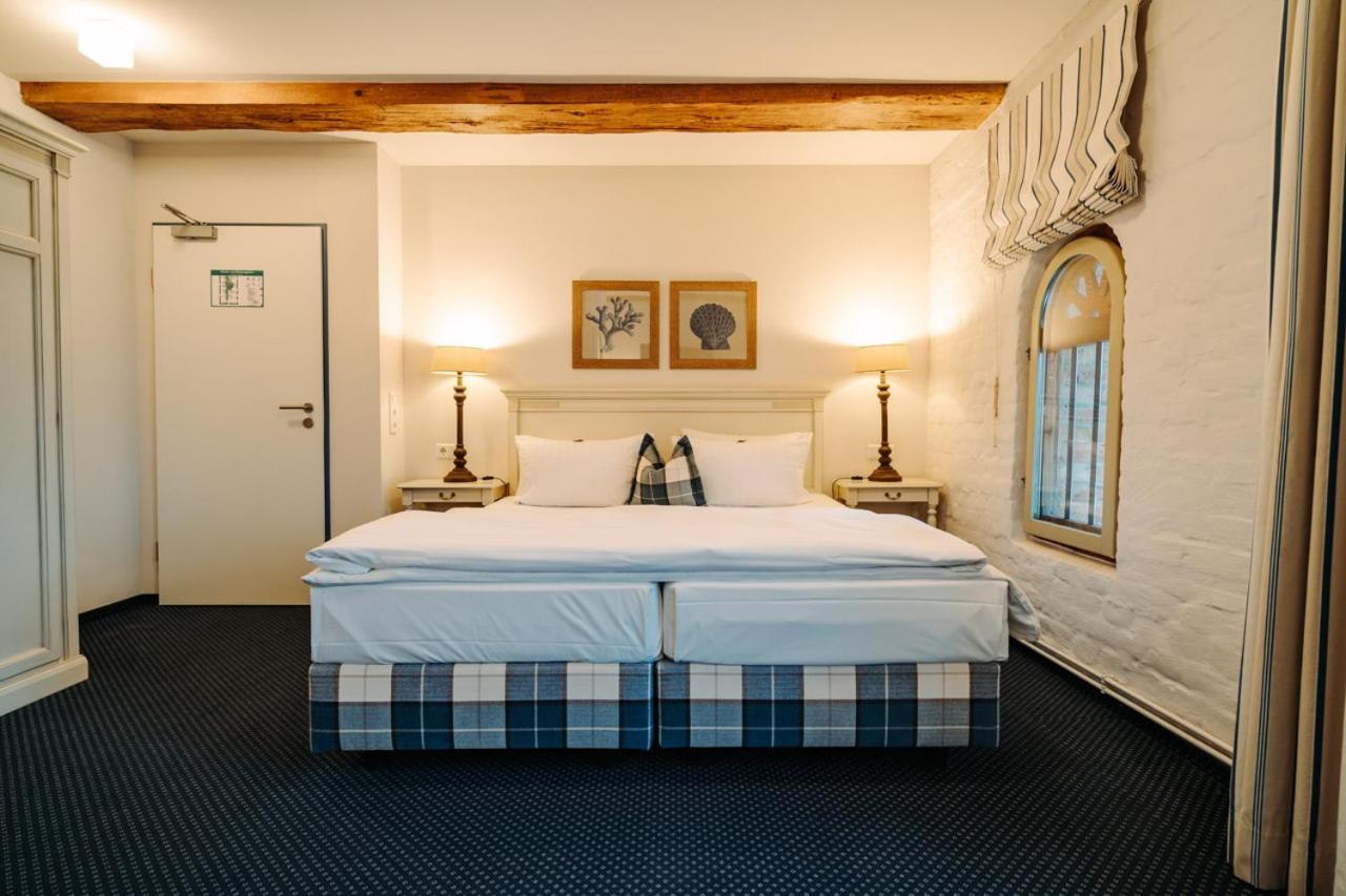 Hotel Alter Kornspeicher นอยชเตรลิทซ์ ภายนอก รูปภาพ