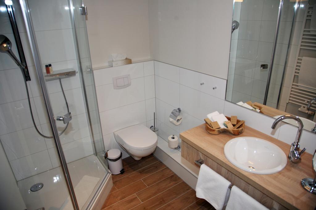 Hotel Alter Kornspeicher นอยชเตรลิทซ์ ภายนอก รูปภาพ